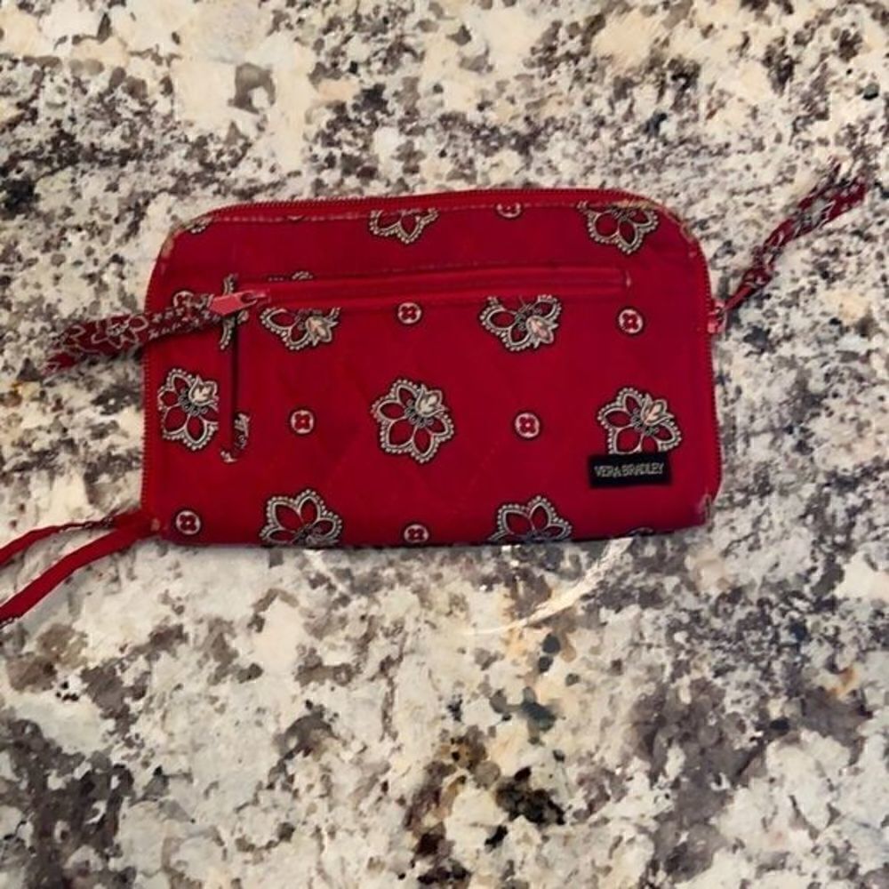 VERA Bradley zip up‎ wallet